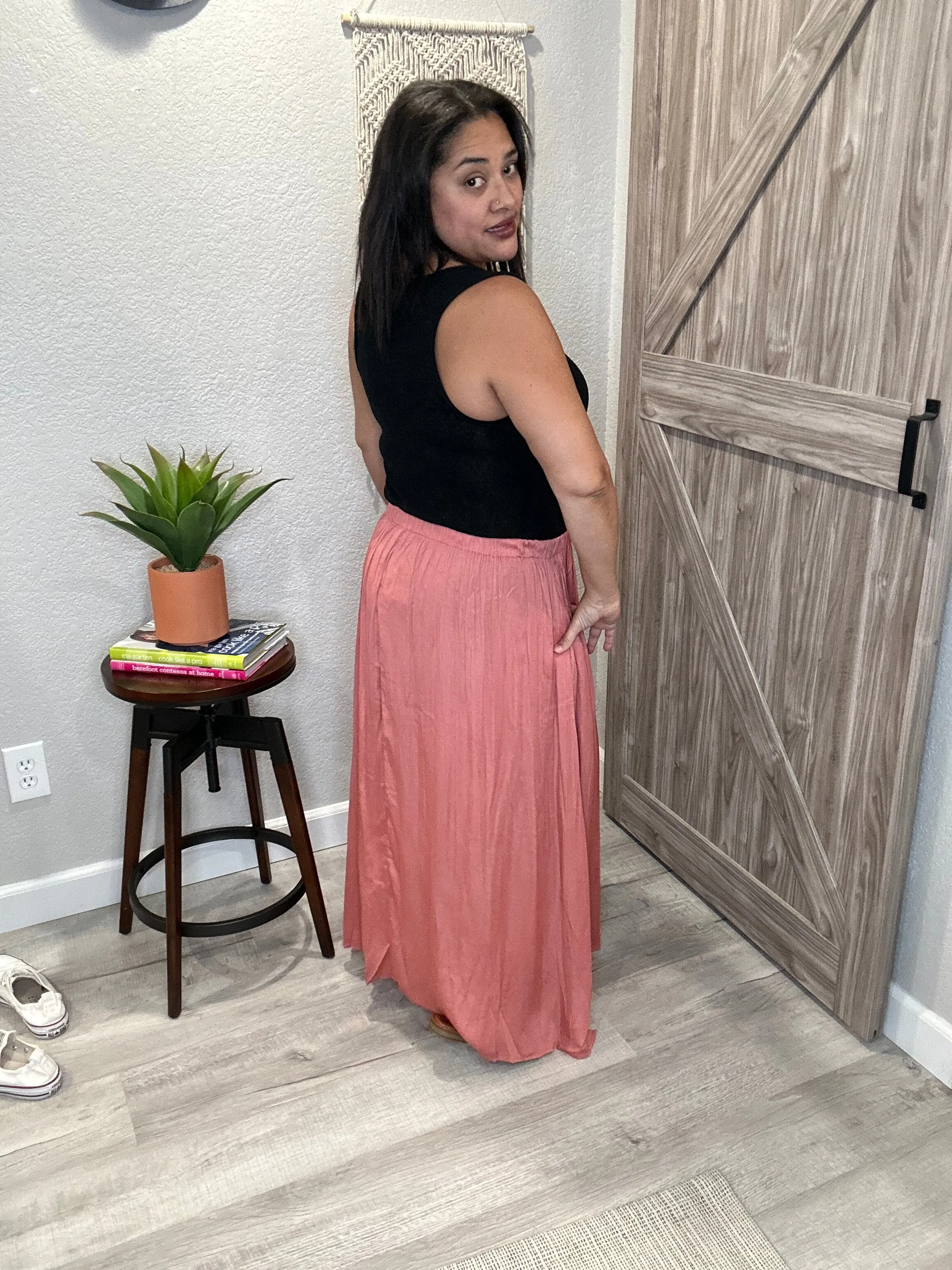 Size Large Rosewood Deep Slit A-Line Maxi Skirt with Pockets